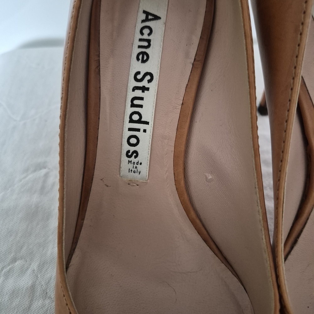 Acne Women's Tan Leather Pointed-Toe Pumps - Picture 4 of 4